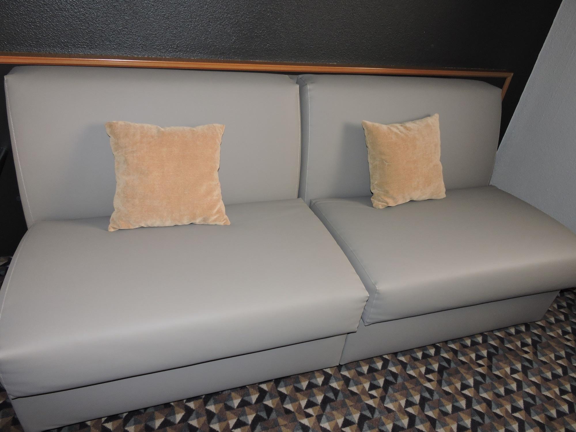 Ibis Styles Cognac Hotel Chateaubernard